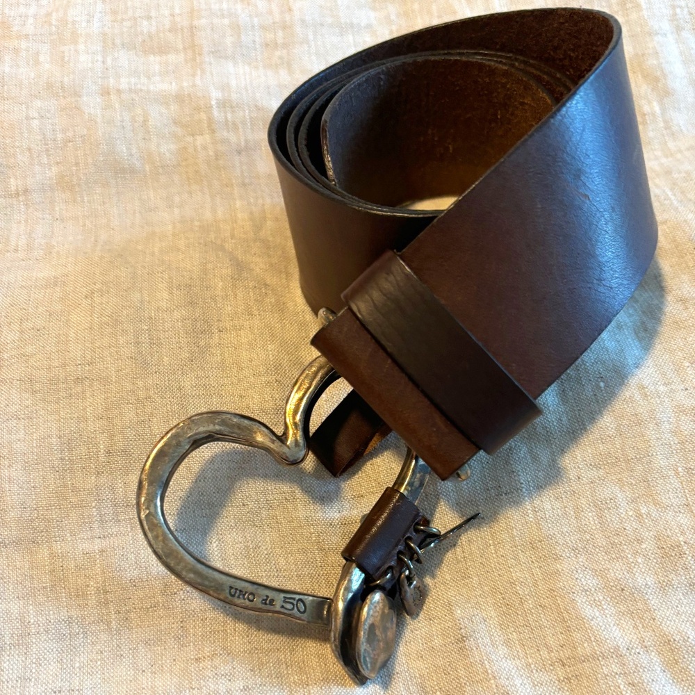 Uno de 50 leather belt